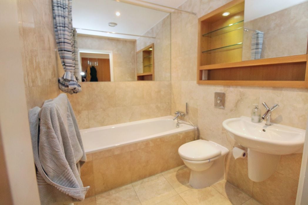 Property image 8 of 8