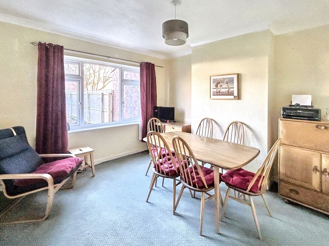 Property image 4 of 17