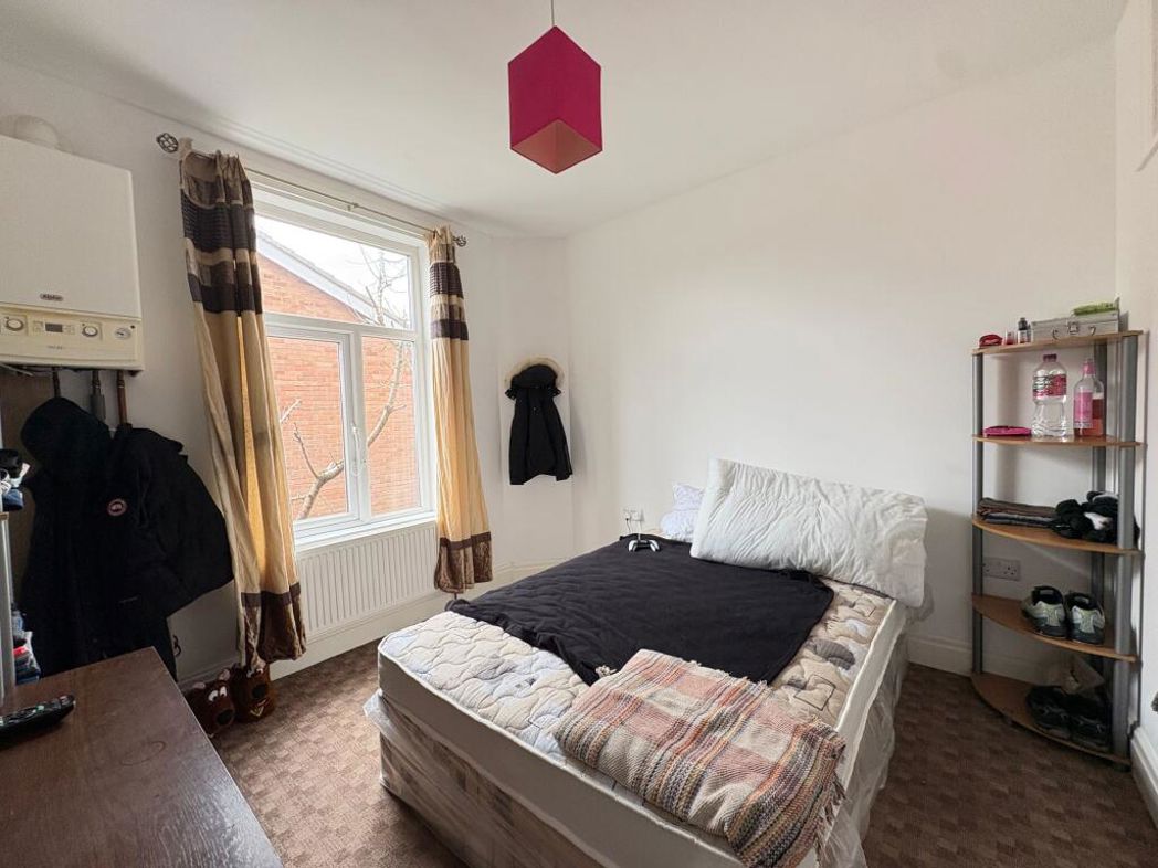 Property image 11 of 18