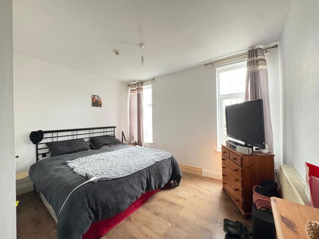Property image 12 of 18