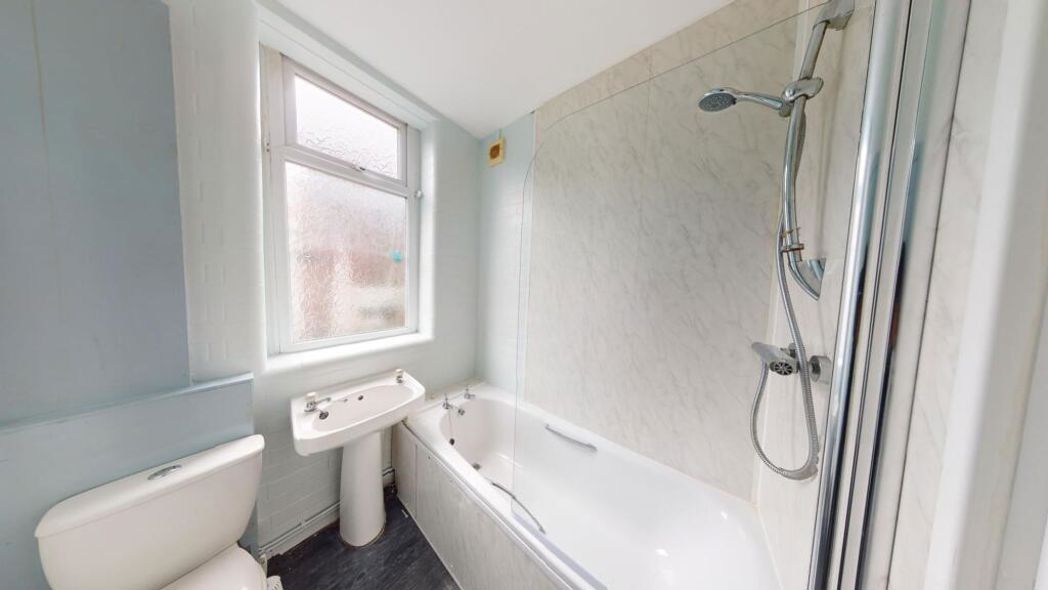 Property image 17 of 18