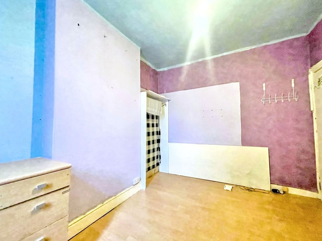 Property image 11 of 14