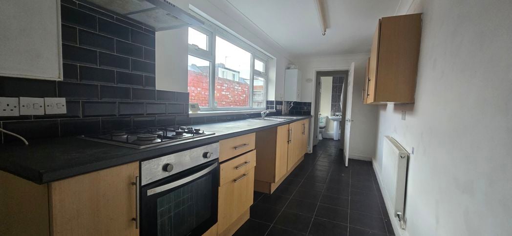 Property image 5 of 18