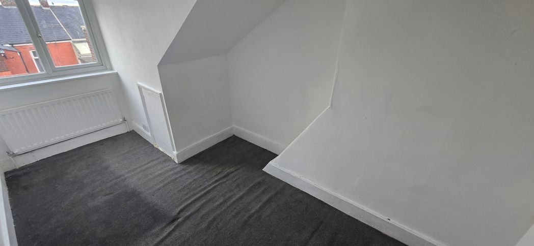 Property image 11 of 18
