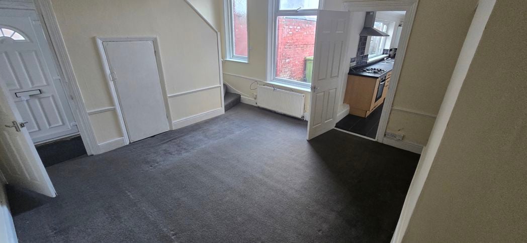 Property image 4 of 18