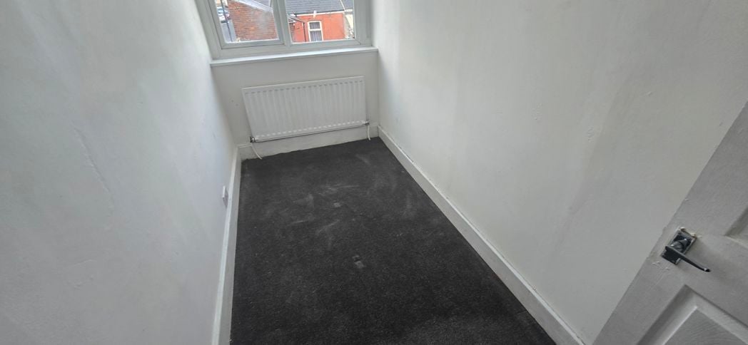 Property image 12 of 18
