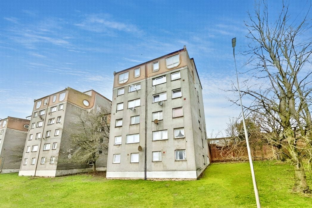 Property image 1 of 7