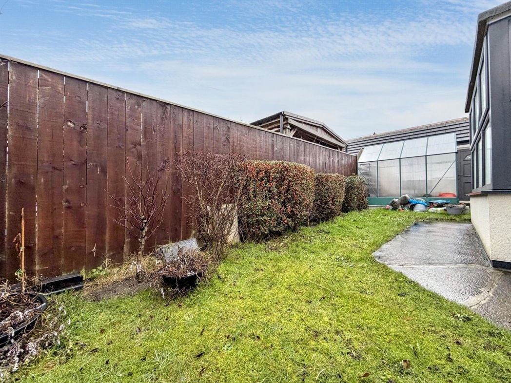 Property image 28 of 32