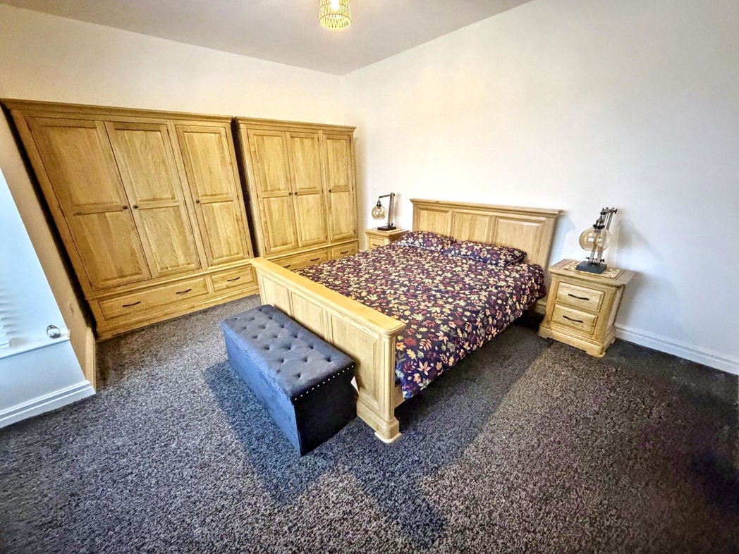 Property image 15 of 32