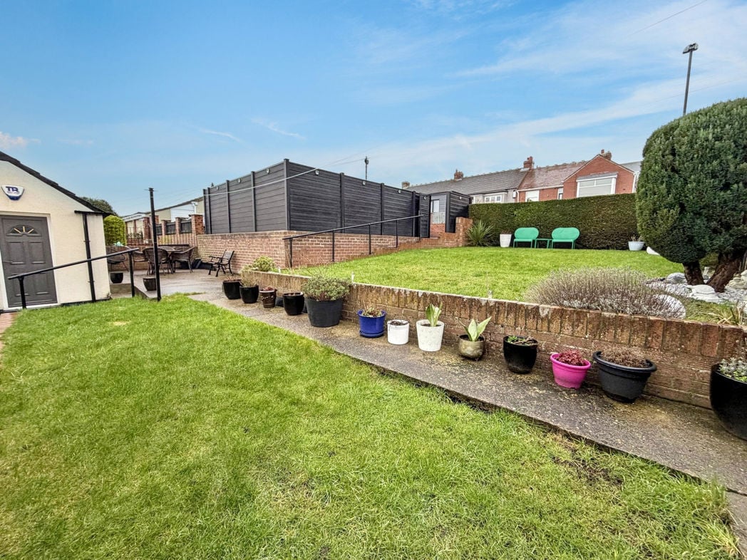 Property image 32 of 32
