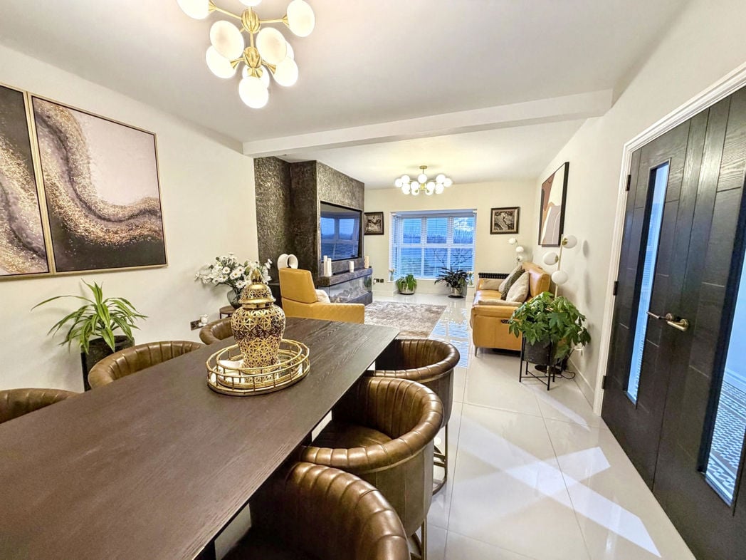 Property image 9 of 32