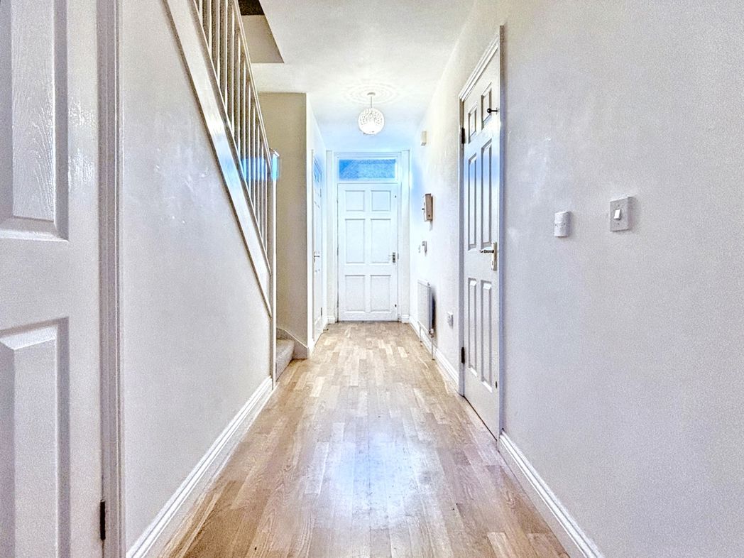 Property image 8 of 20