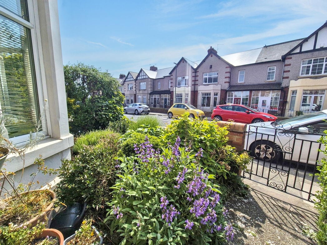 Property image 29 of 33