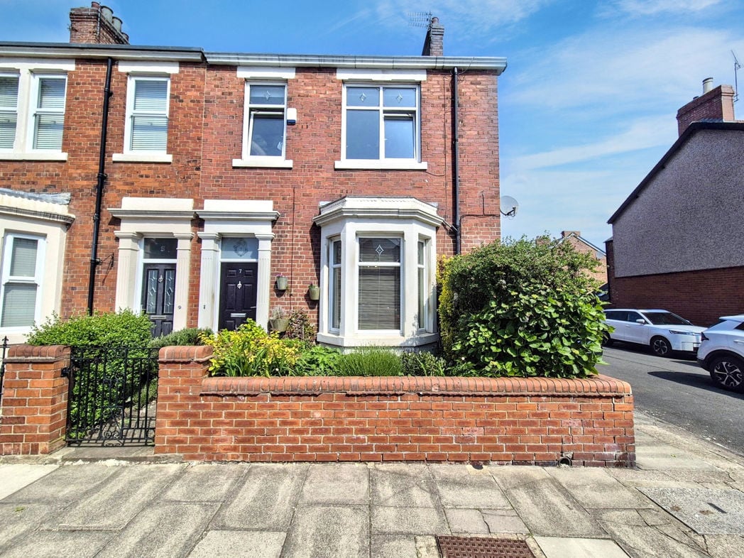 Property image 27 of 33