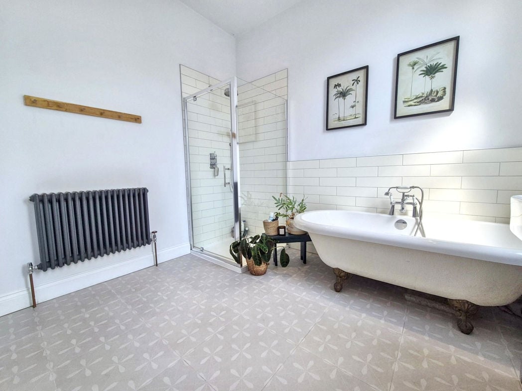 Property image 26 of 33