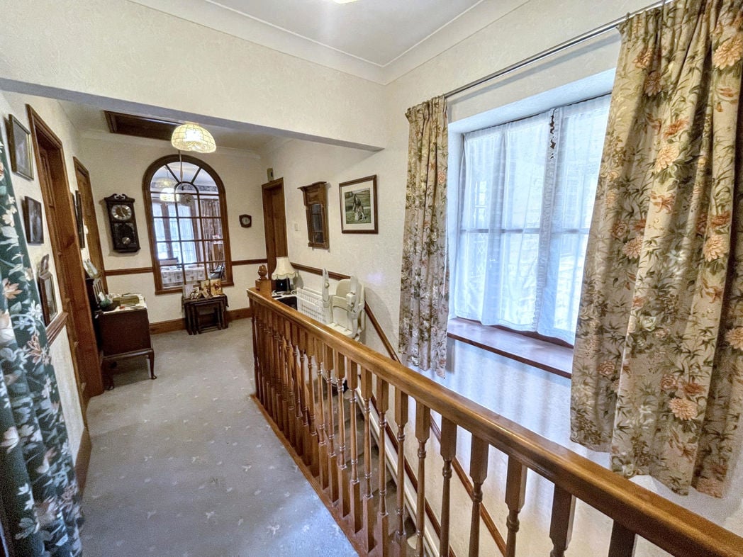 Property image 9 of 29
