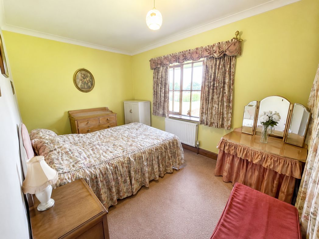 Property image 14 of 29