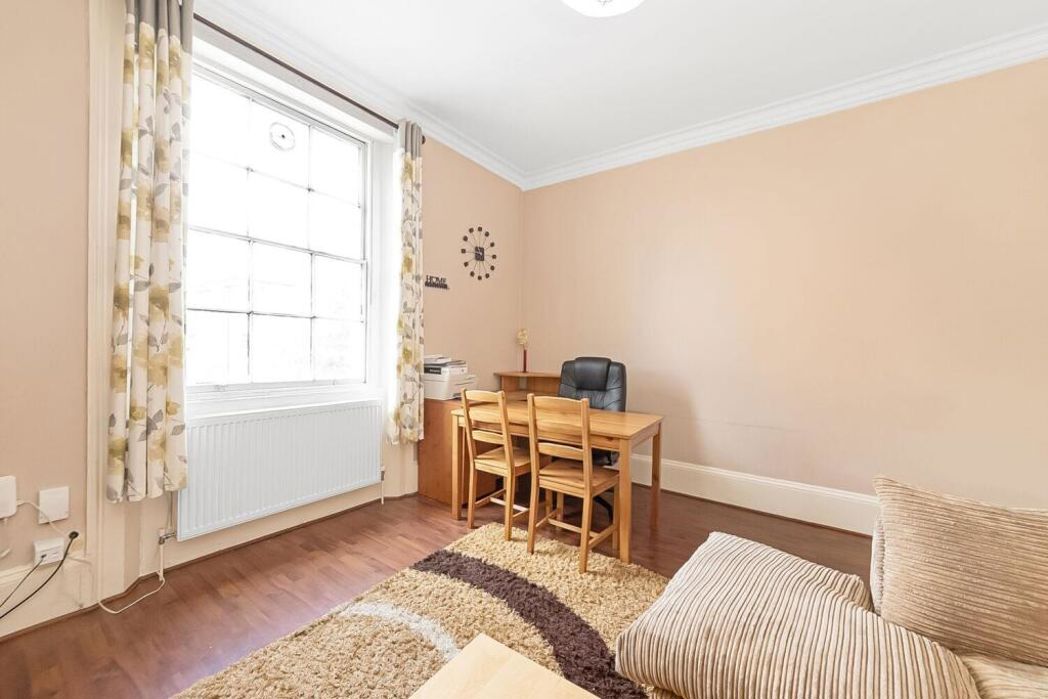Property image 4 of 13