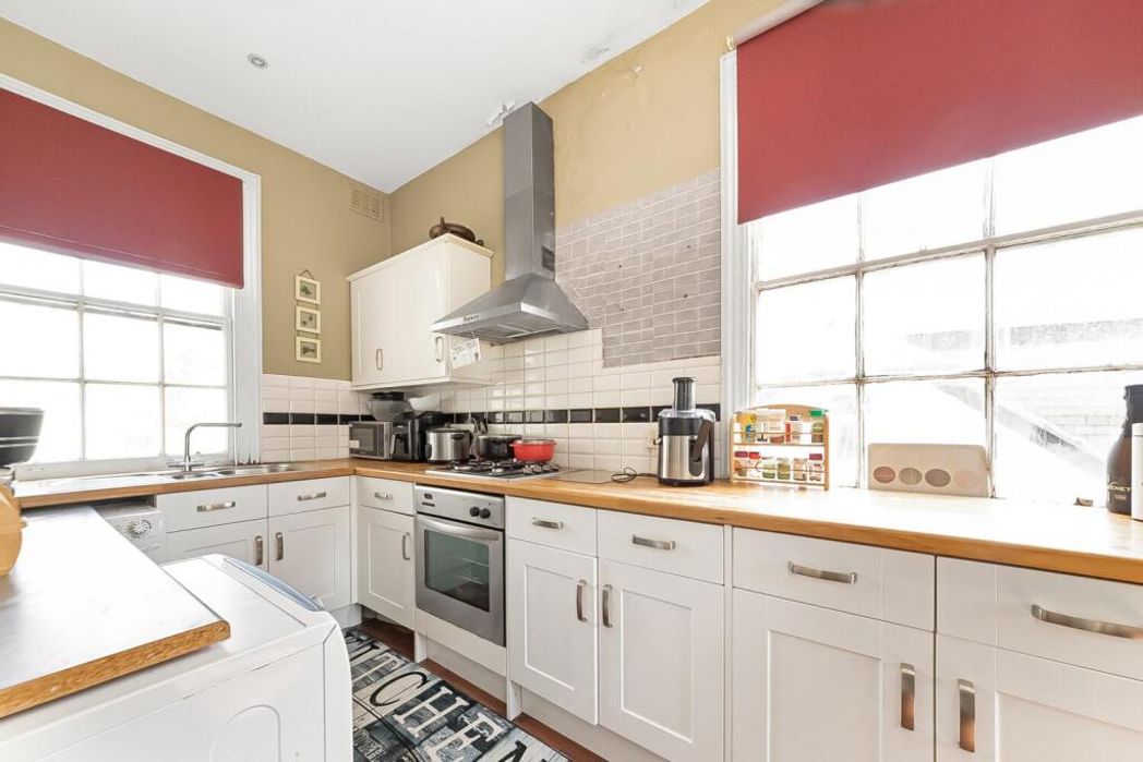 Property image 3 of 13