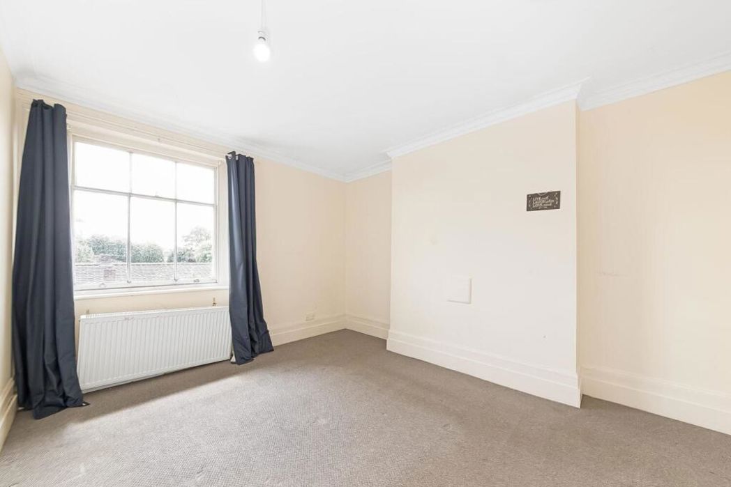 Property image 9 of 13