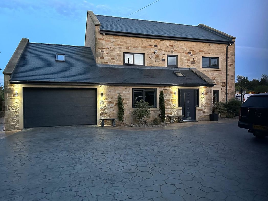 Property image 31 of 37