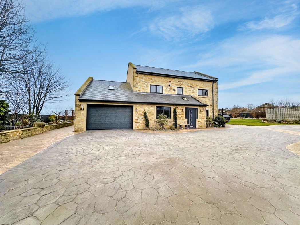 Property image 1 of 37