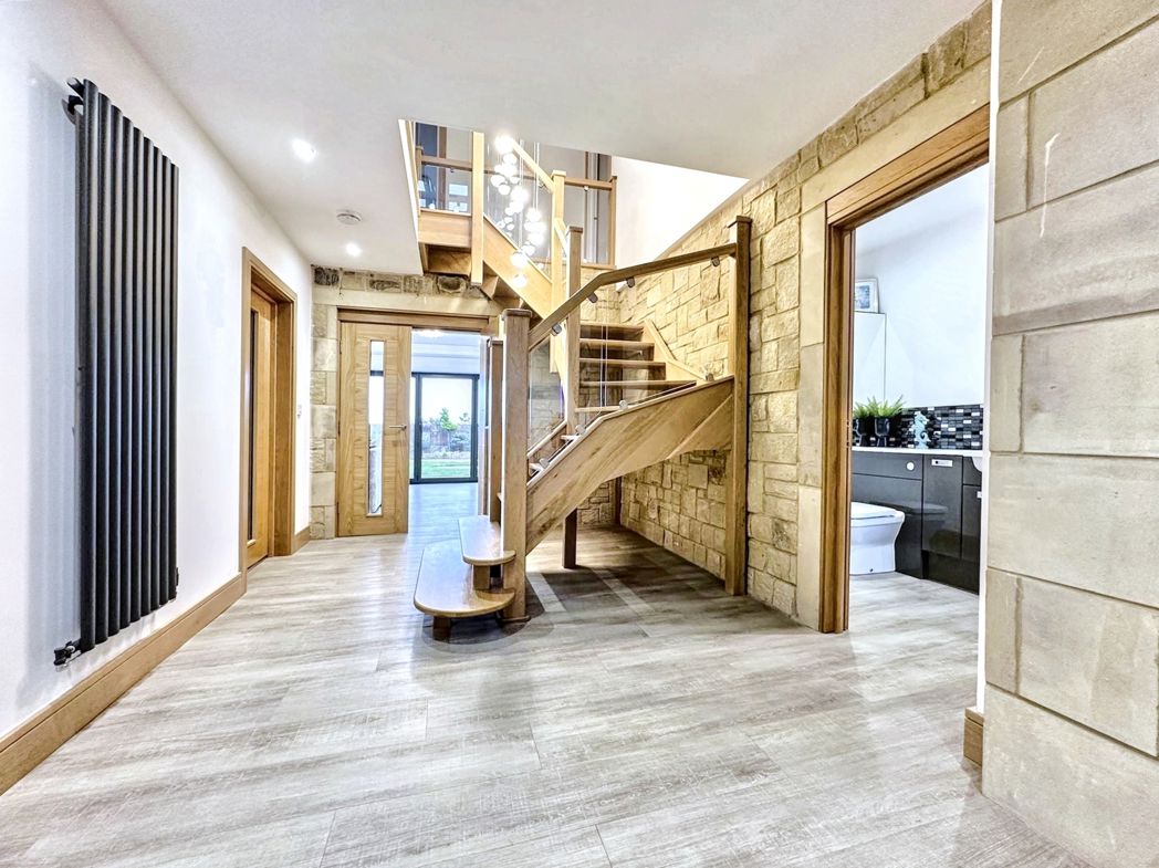 Property image 2 of 37