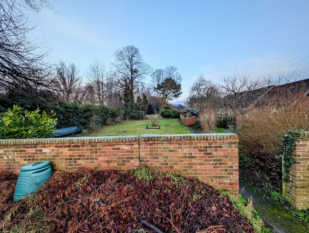 Property image 5 of 11