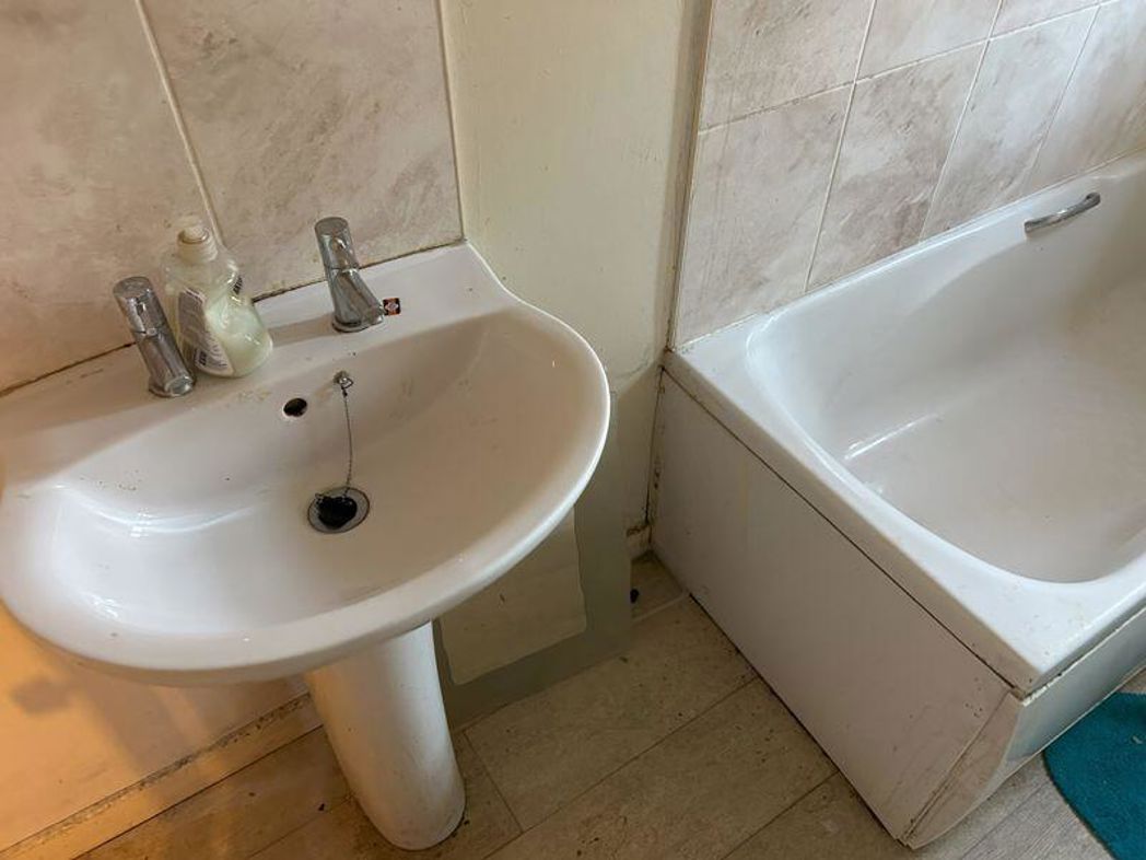 Property image 10 of 11