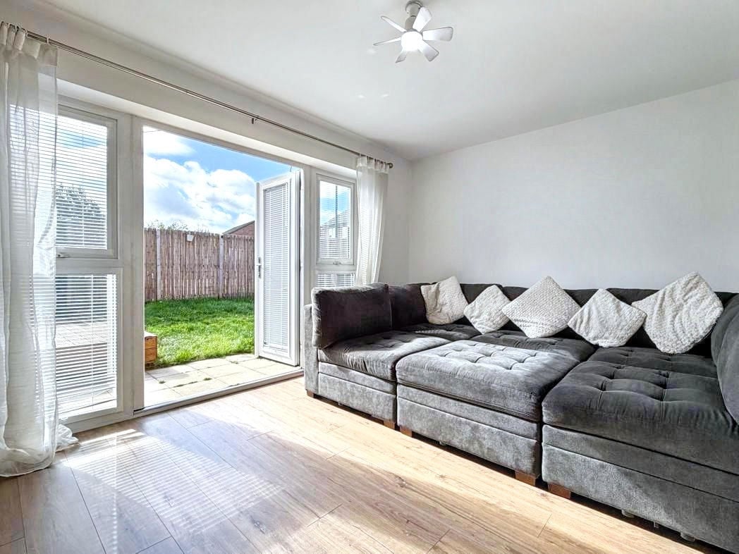Property image 6 of 20