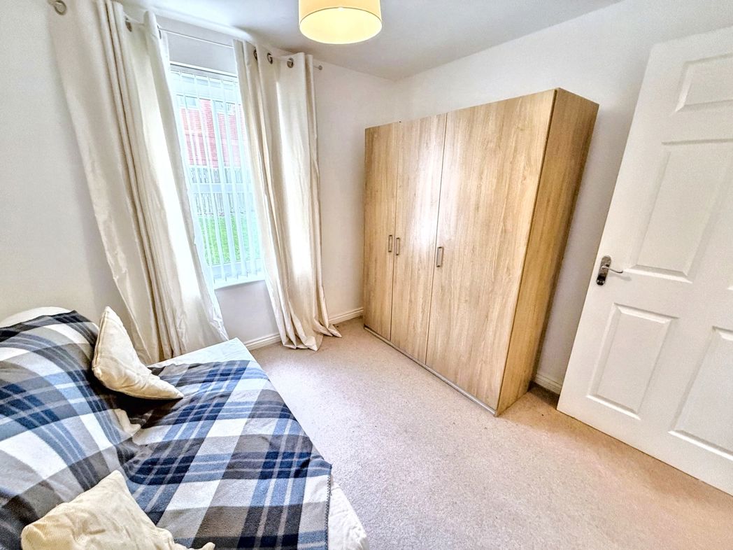 Property image 5 of 12