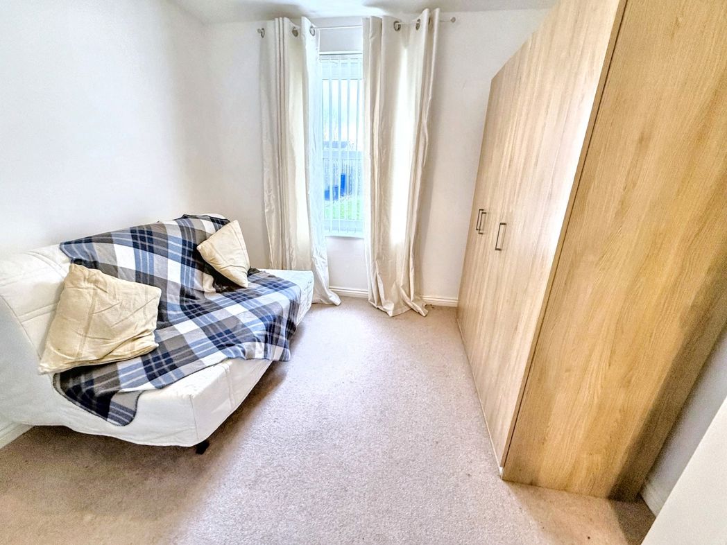 Property image 6 of 12