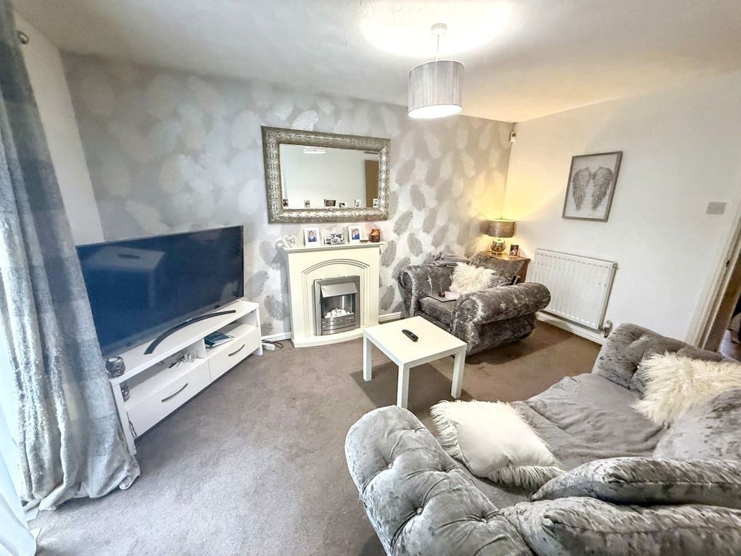 Property image 3 of 8