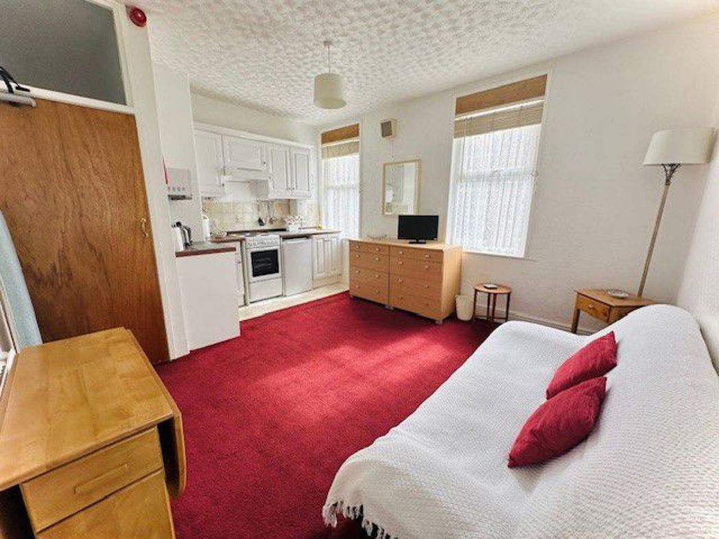 Property image 13 of 48