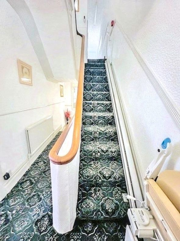 Property image 21 of 48