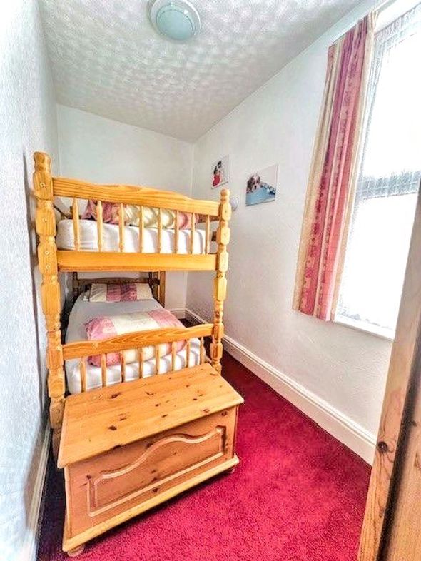 Property image 23 of 48