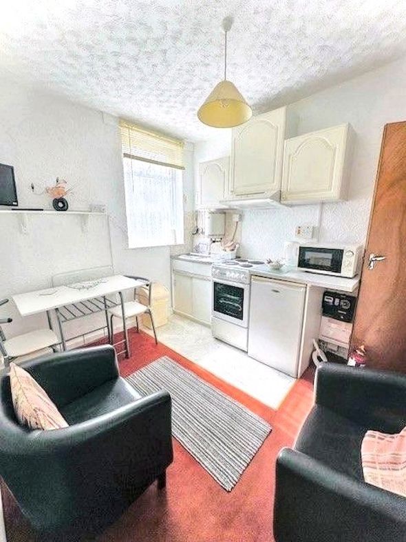 Property image 34 of 48