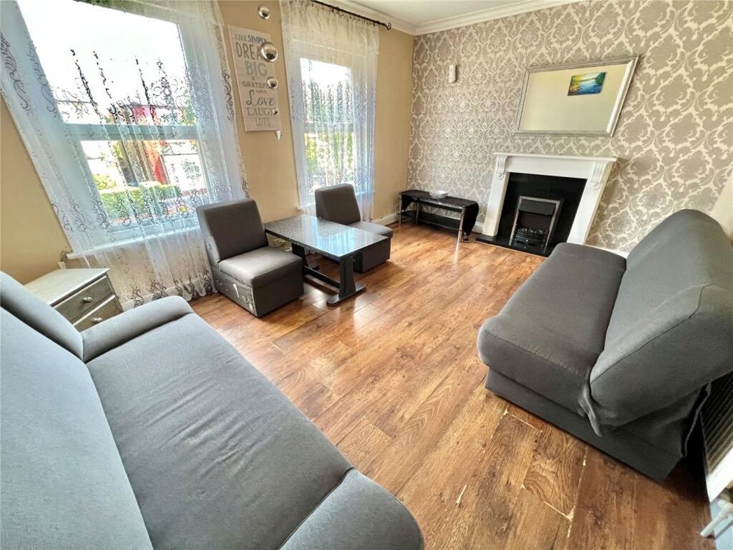 Property image 3 of 7