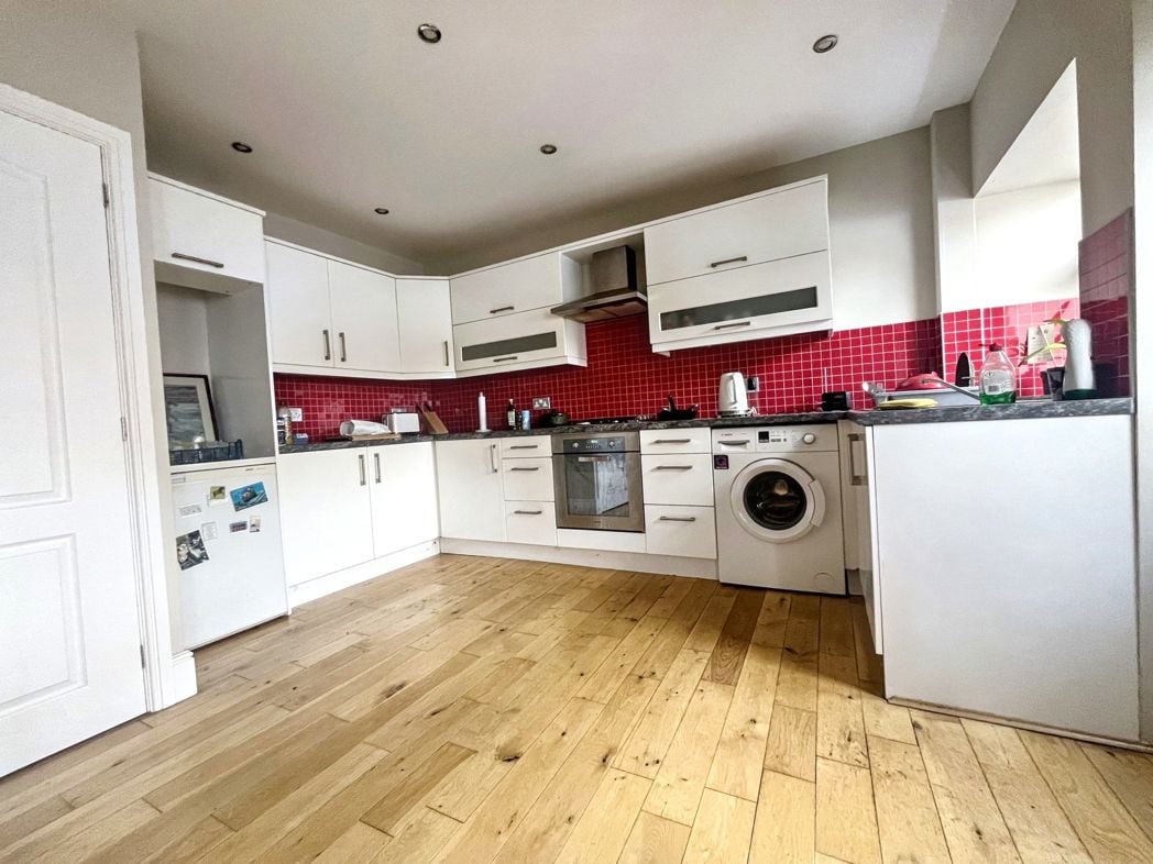 Property image 3 of 10