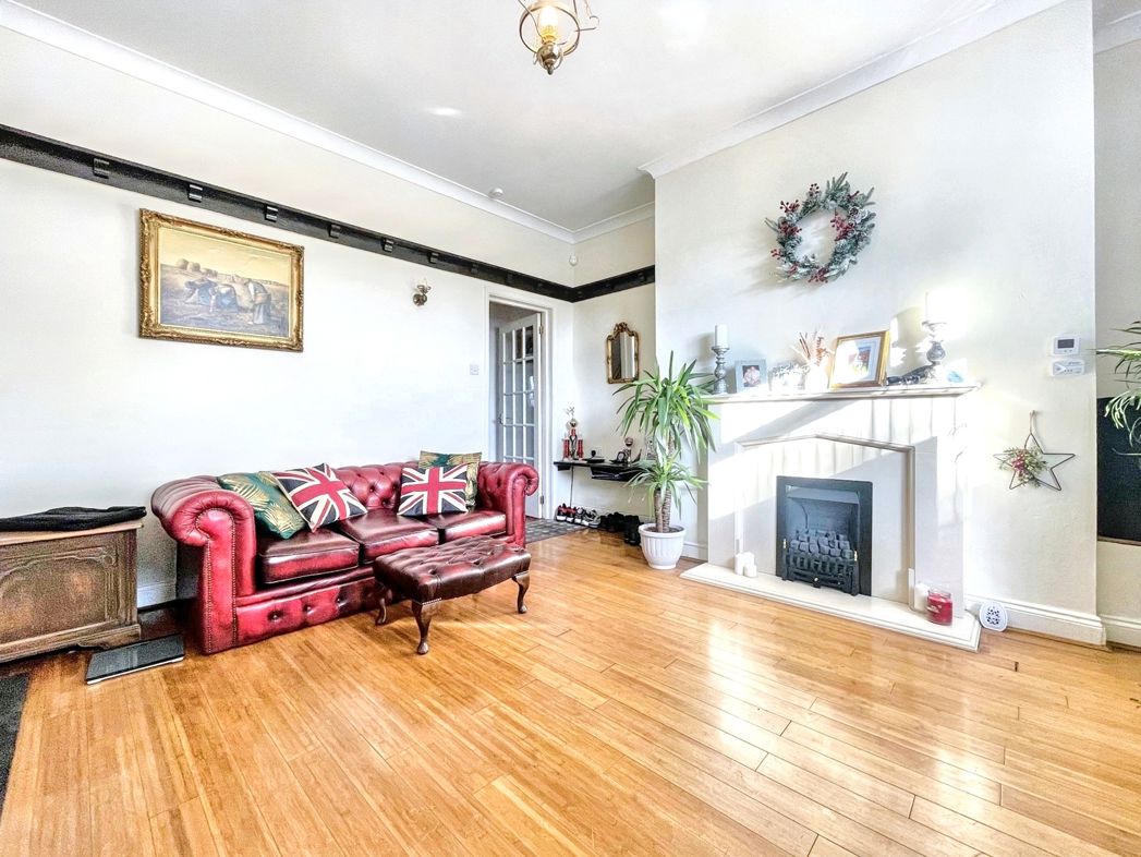 Property image 4 of 25