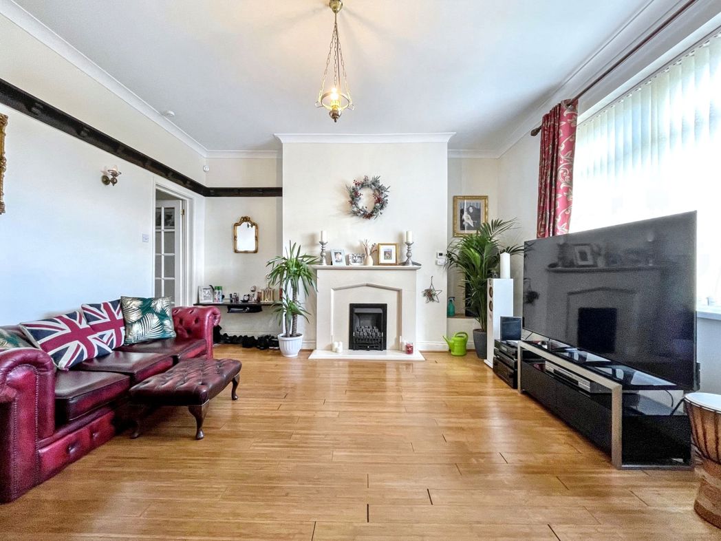 Property image 3 of 25