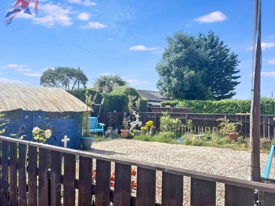Property image 19 of 25