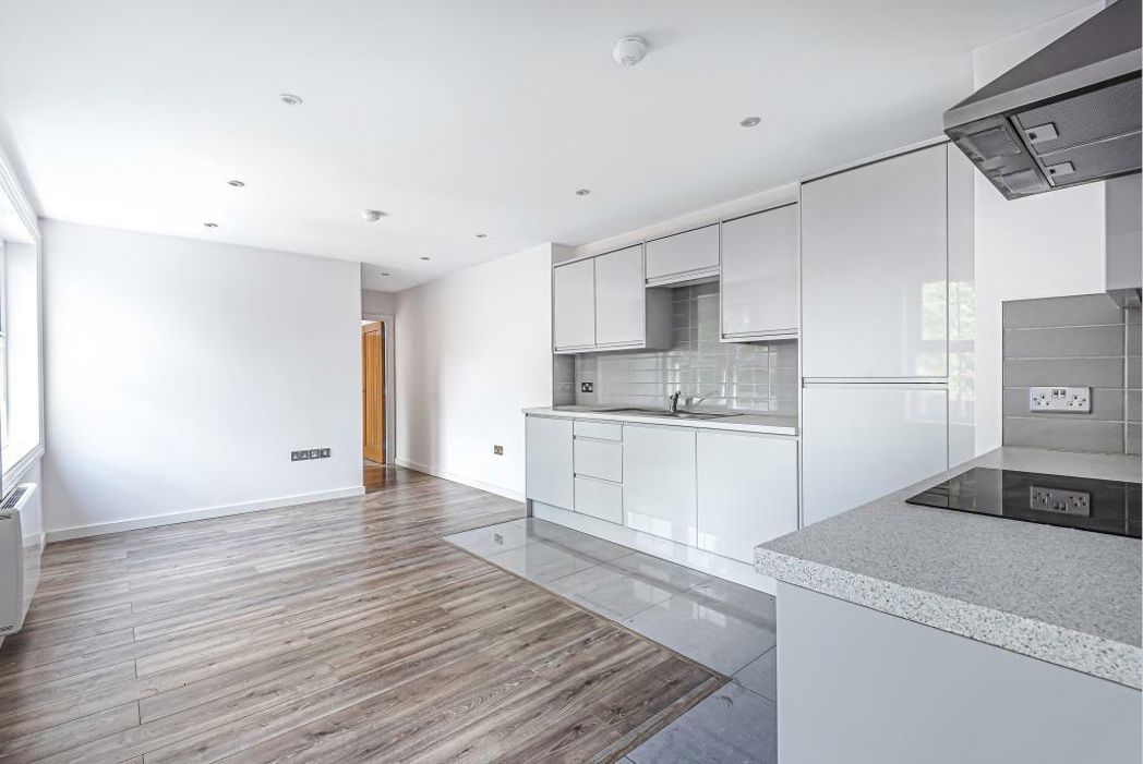 Property image 6 of 9