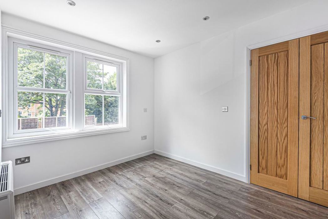 Property image 8 of 9
