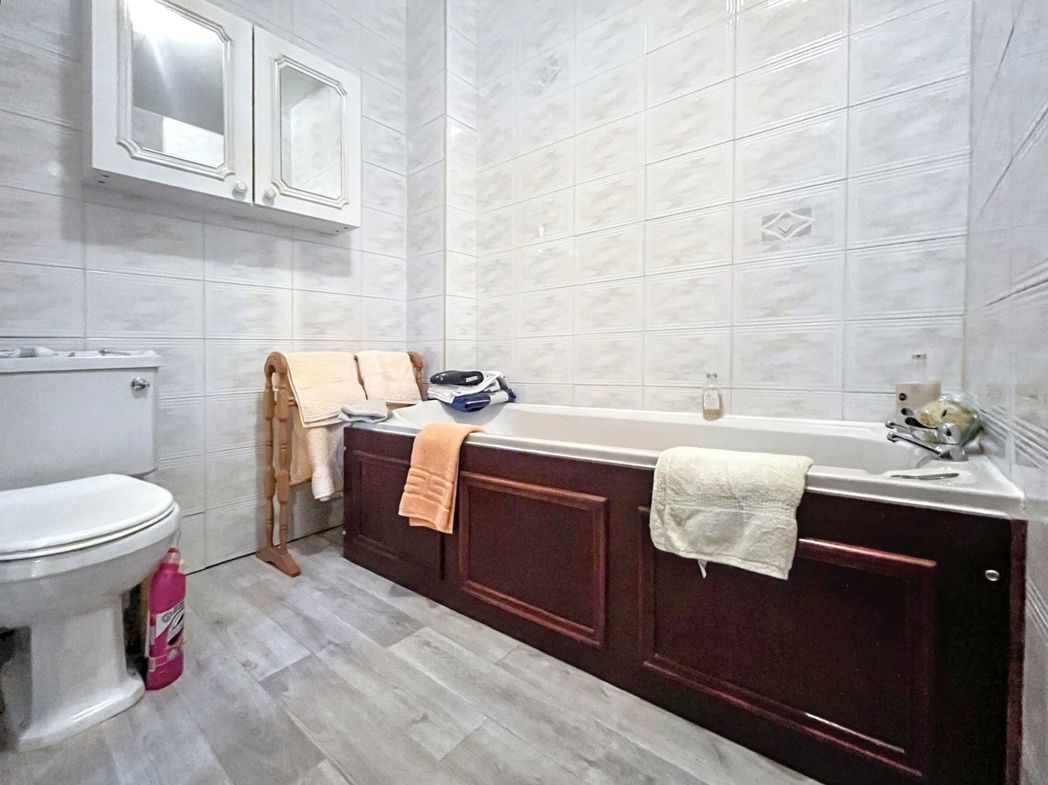 Property image 21 of 43
