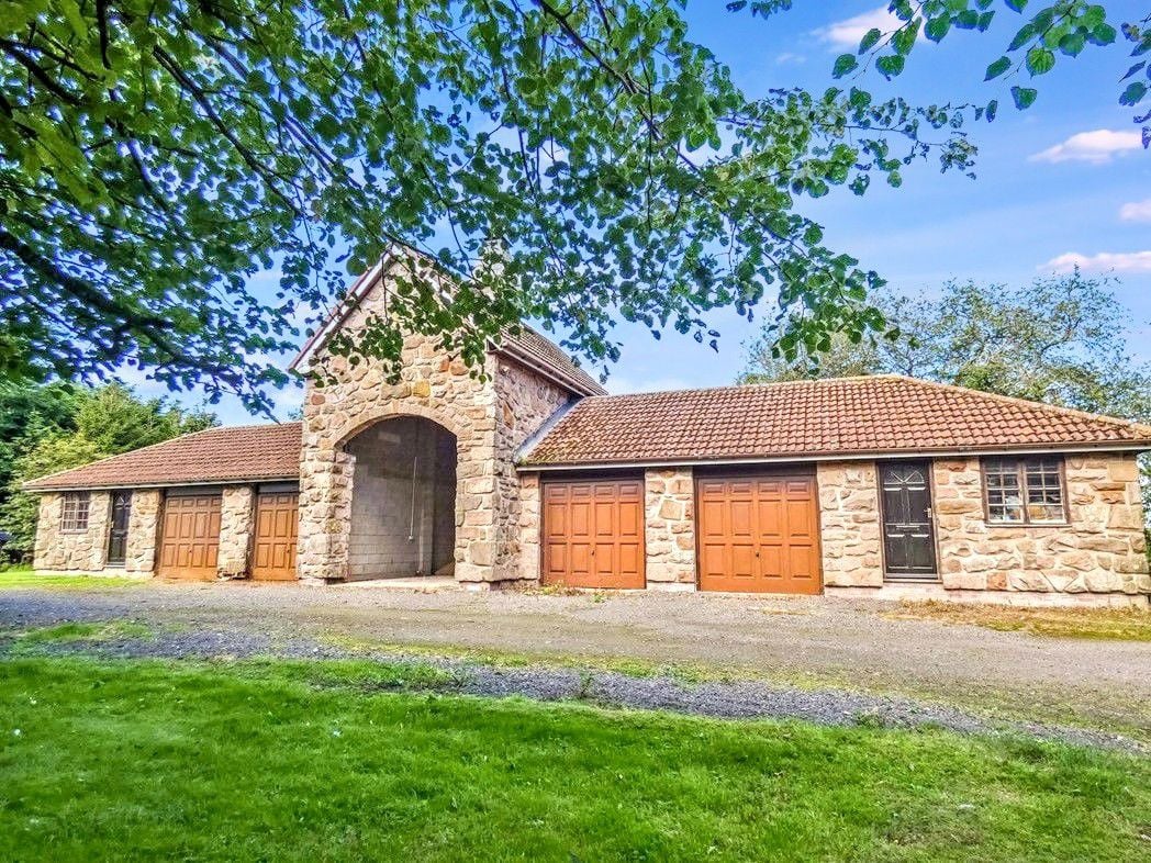 Property image 39 of 43