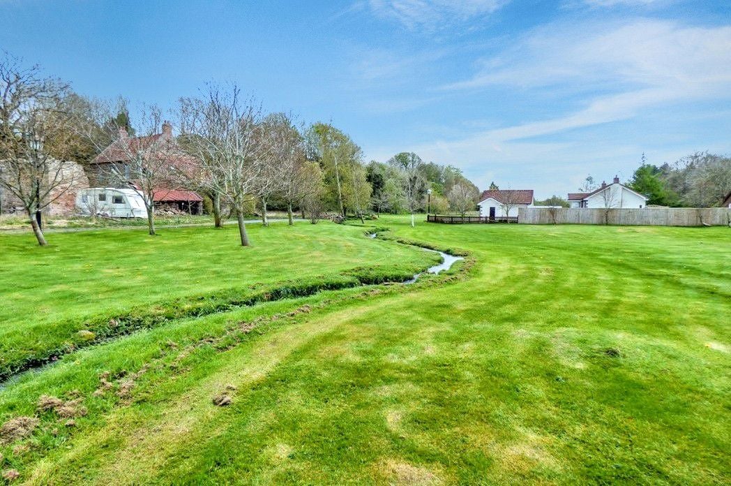 Property image 36 of 43