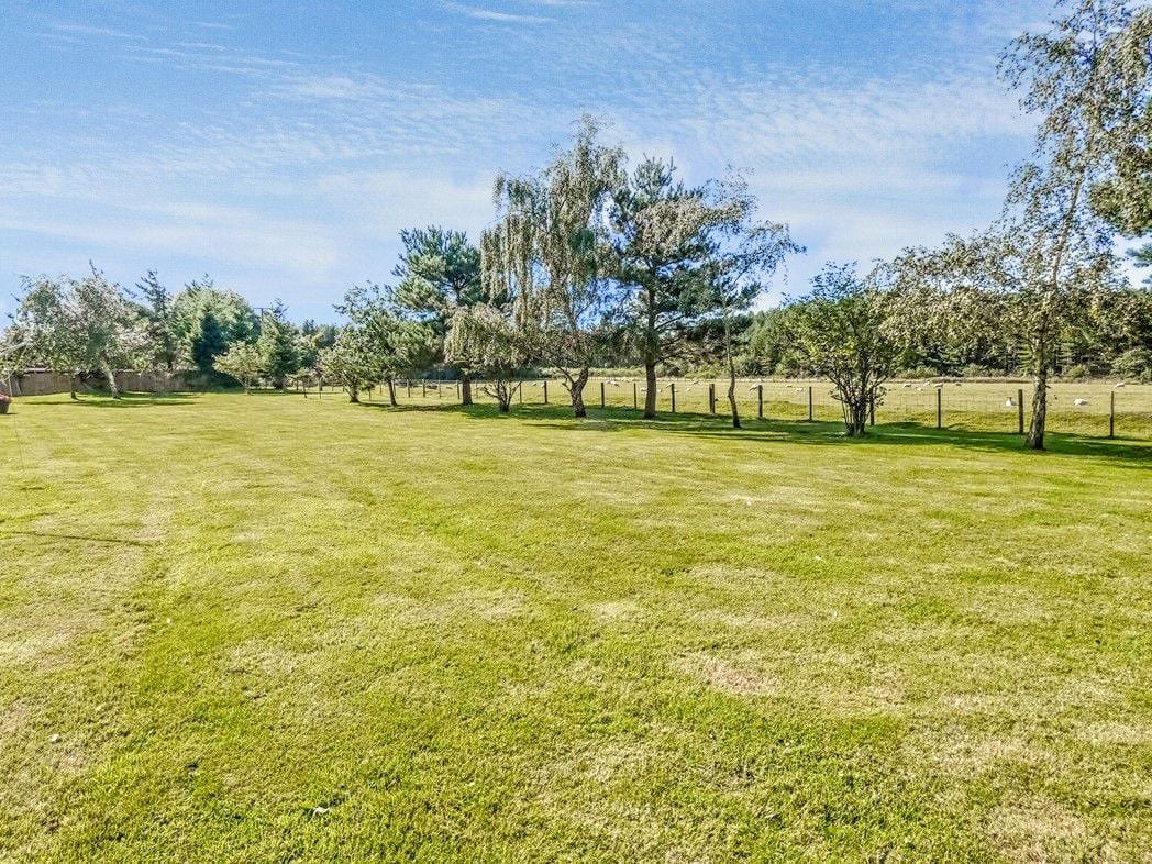 Property image 35 of 43