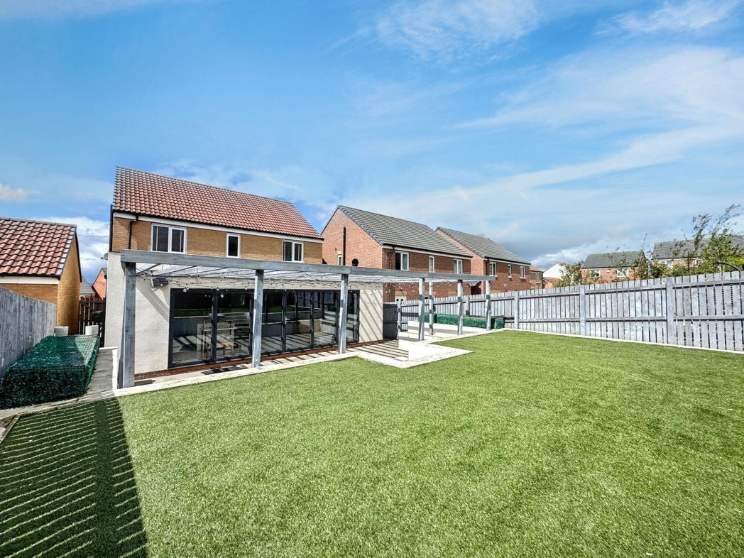 Property image 20 of 22