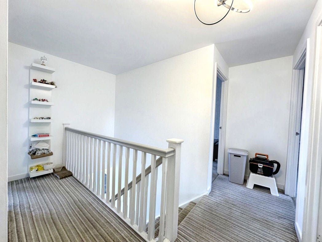 Property image 10 of 22